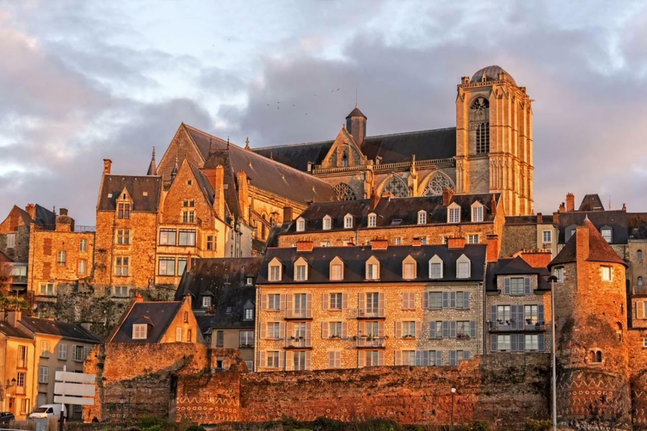 Logis Louisblanc, Muraille Romaine, Lit Queen-Size, Centre Ville Le Mans Exterior photo