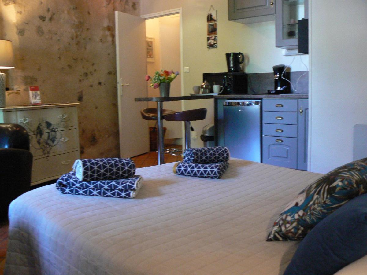Logis Louisblanc, Muraille Romaine, Lit Queen-Size, Centre Ville Le Mans Exterior photo