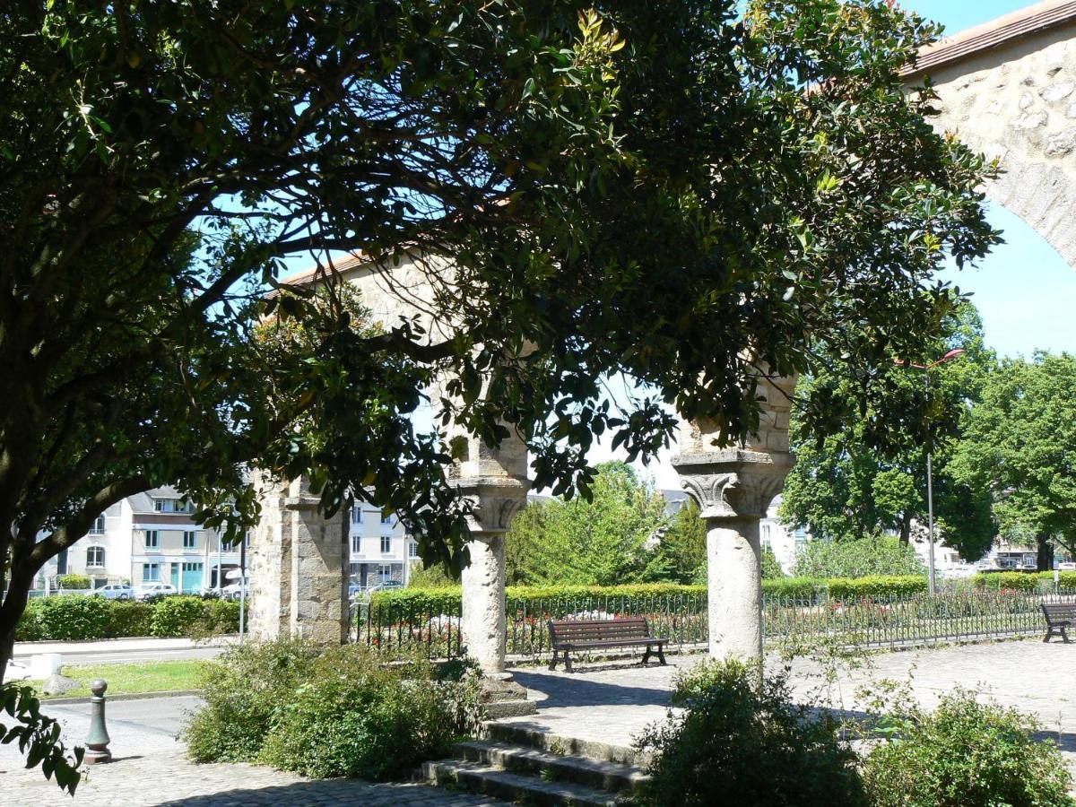 Logis Louisblanc, Muraille Romaine, Lit Queen-Size, Centre Ville Le Mans Exterior photo